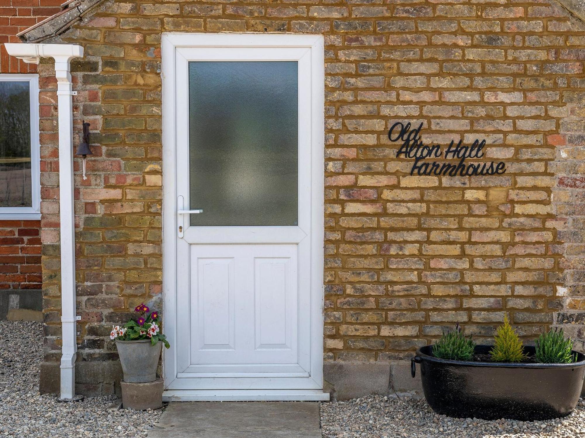 Old Alton Hall Farmhouse Tattingstone エクステリア 写真
