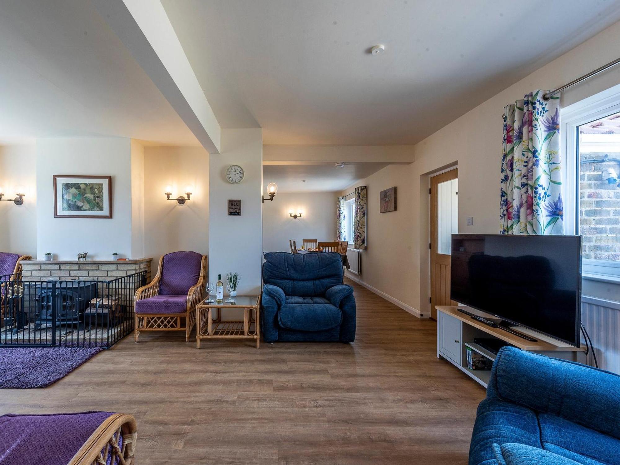 Old Alton Hall Farmhouse Tattingstone エクステリア 写真
