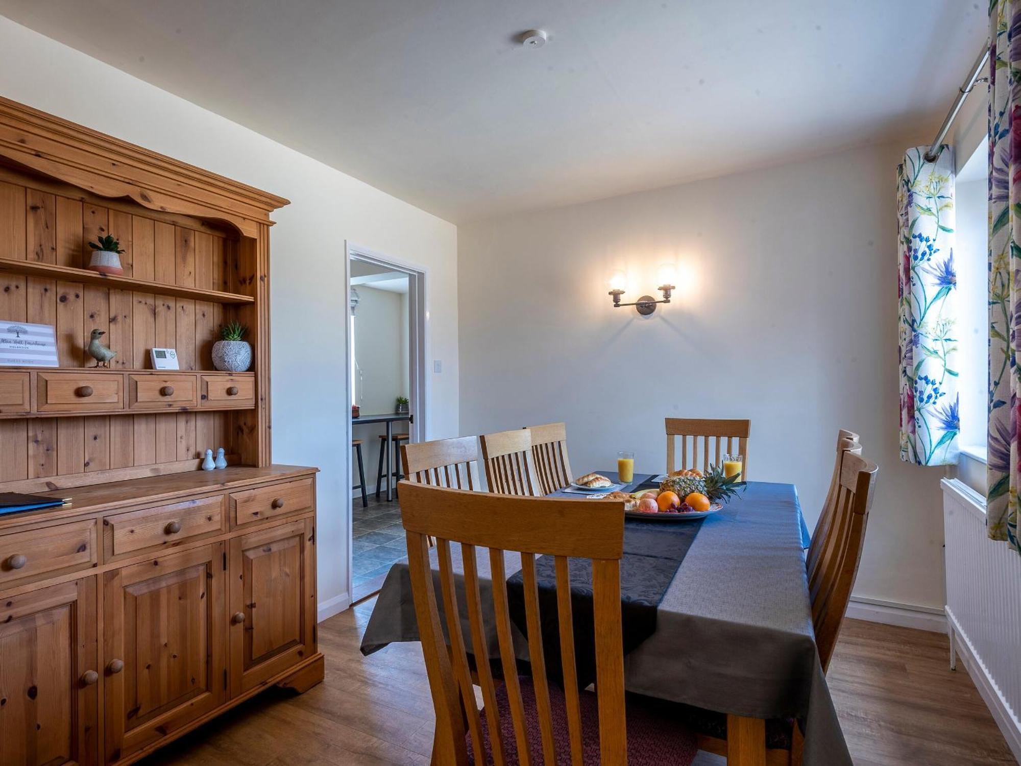 Old Alton Hall Farmhouse Tattingstone エクステリア 写真